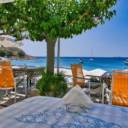 Samanthas Luxury Apartamento Charaki