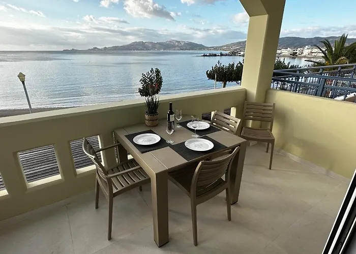 Samanthas Luxury Apartment