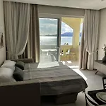 公寓 Samanthas Luxury 哈拉奇