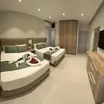 Samanthas Luxury * 哈拉奇