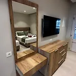 Samanthas Luxury *